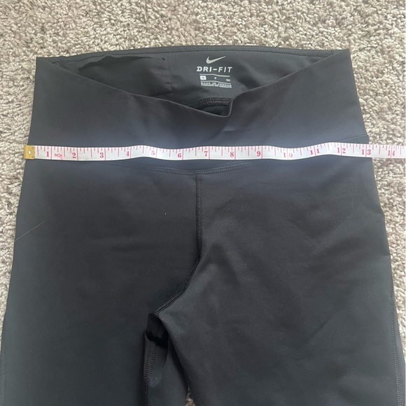 {Nike} Dri-Fit Cropped Mesh Leggings - Picture 5 of 12
